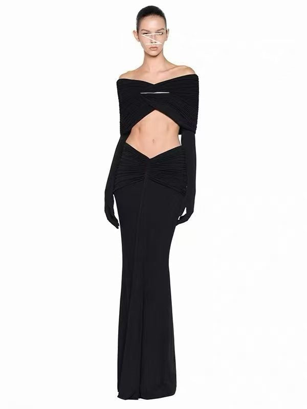 Azure Elegance set in black