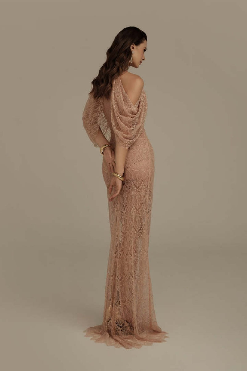 Rosé Elegance Lace Gown
