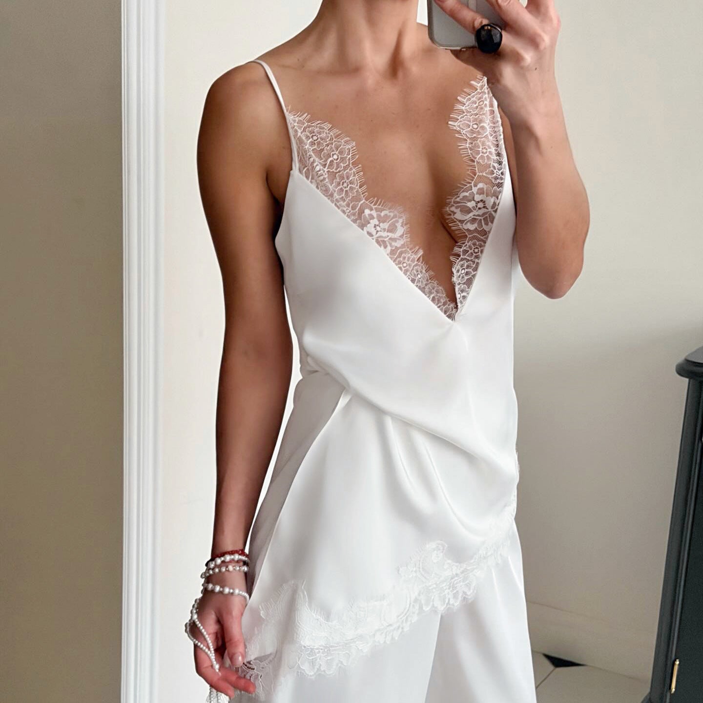 V neck Lace Patchwork Slit Waist Trimming Spaghetti Straps Small Vest