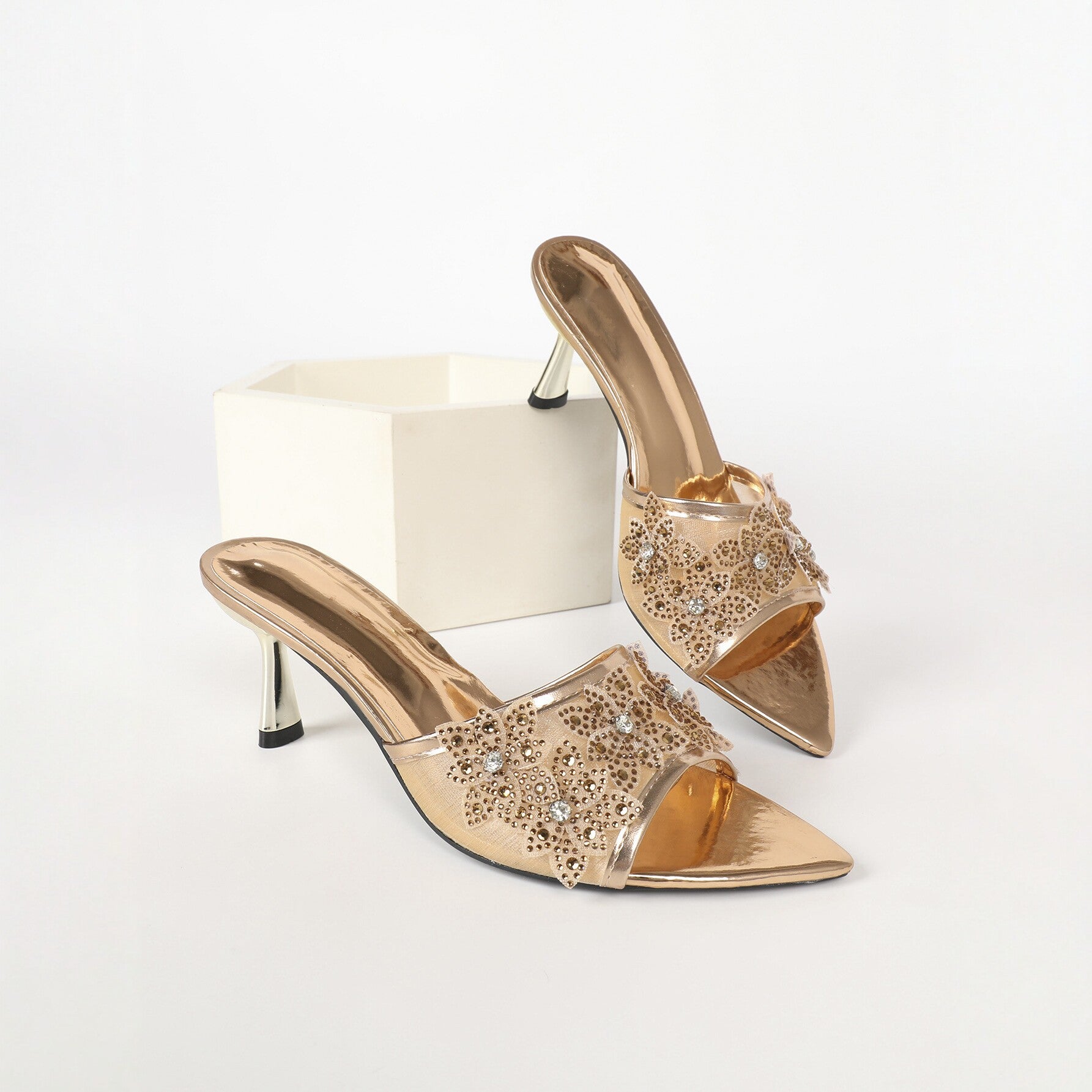 Pointed Toe Rhinestone Floral Back Empty Slippers