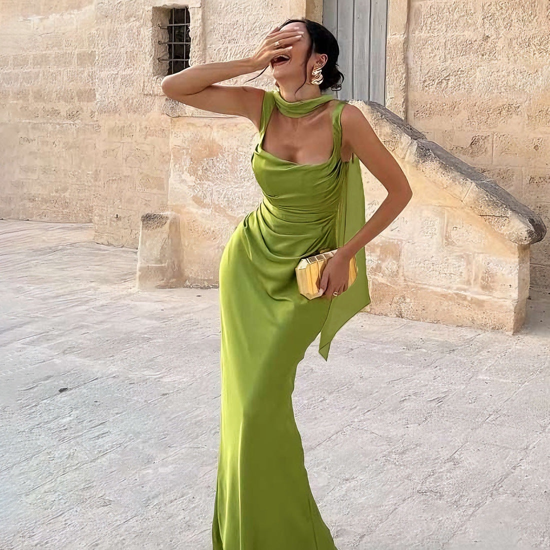 Solid Color Square Collar Slim Fit Backless Pleated Dress